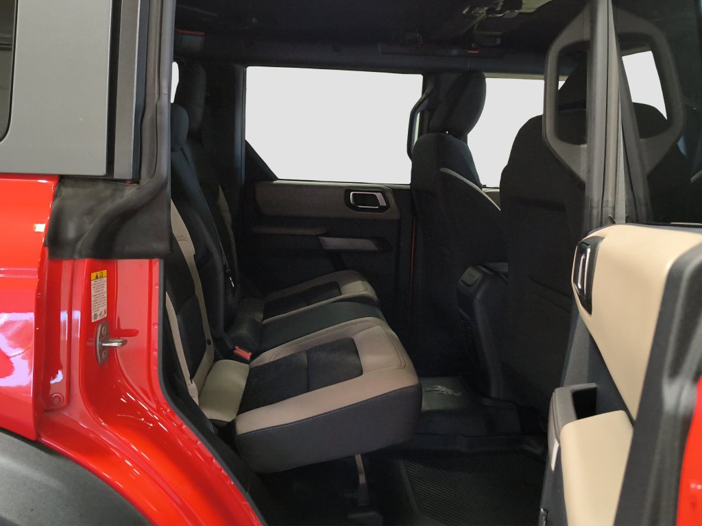 Photo 13 of this Ford Bronco