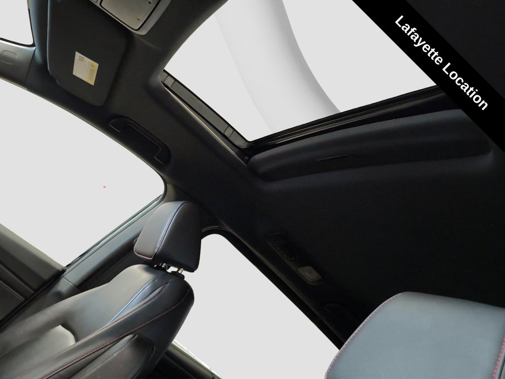 Photo 11 of this Honda Odyssey