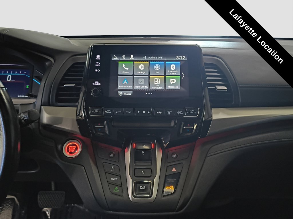 Photo 18 of this Honda Odyssey