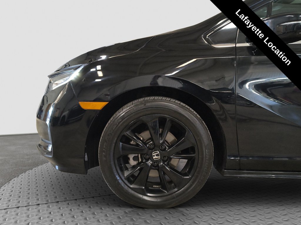 Photo 20 of this Honda Odyssey
