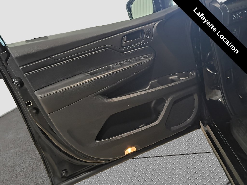 Photo 26 of this Honda Odyssey