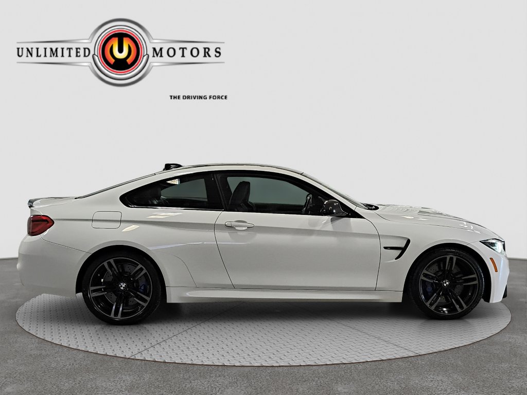 Photo 2 of this BMW M4