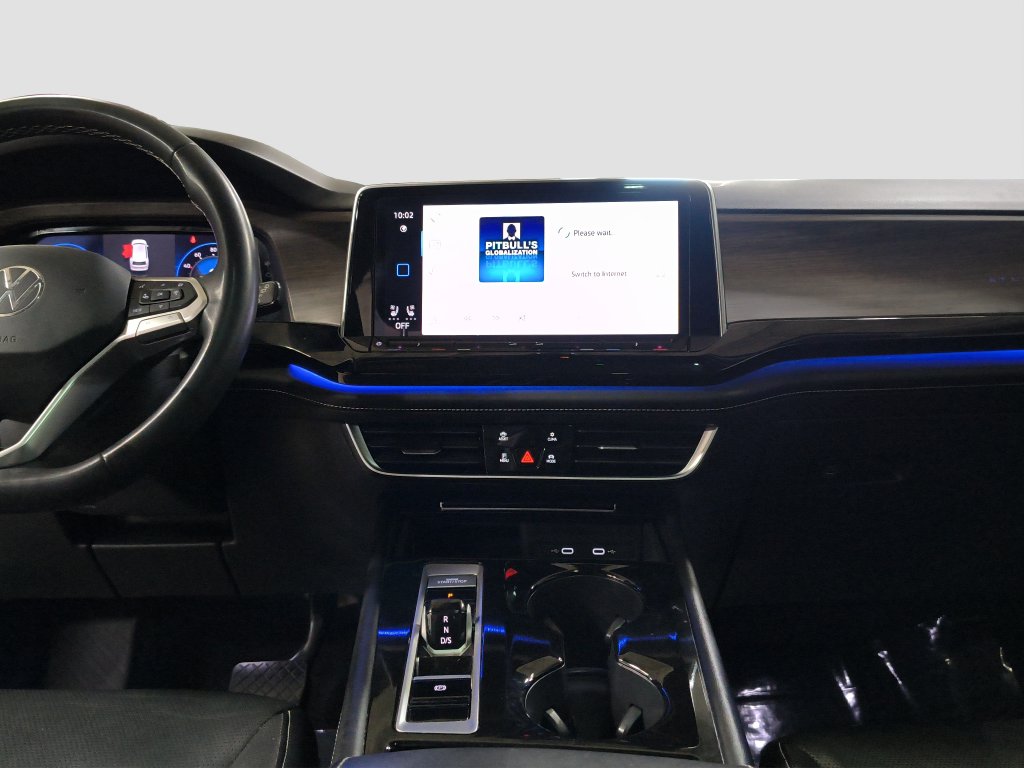 Photo 13 of this Volkswagen Atlas