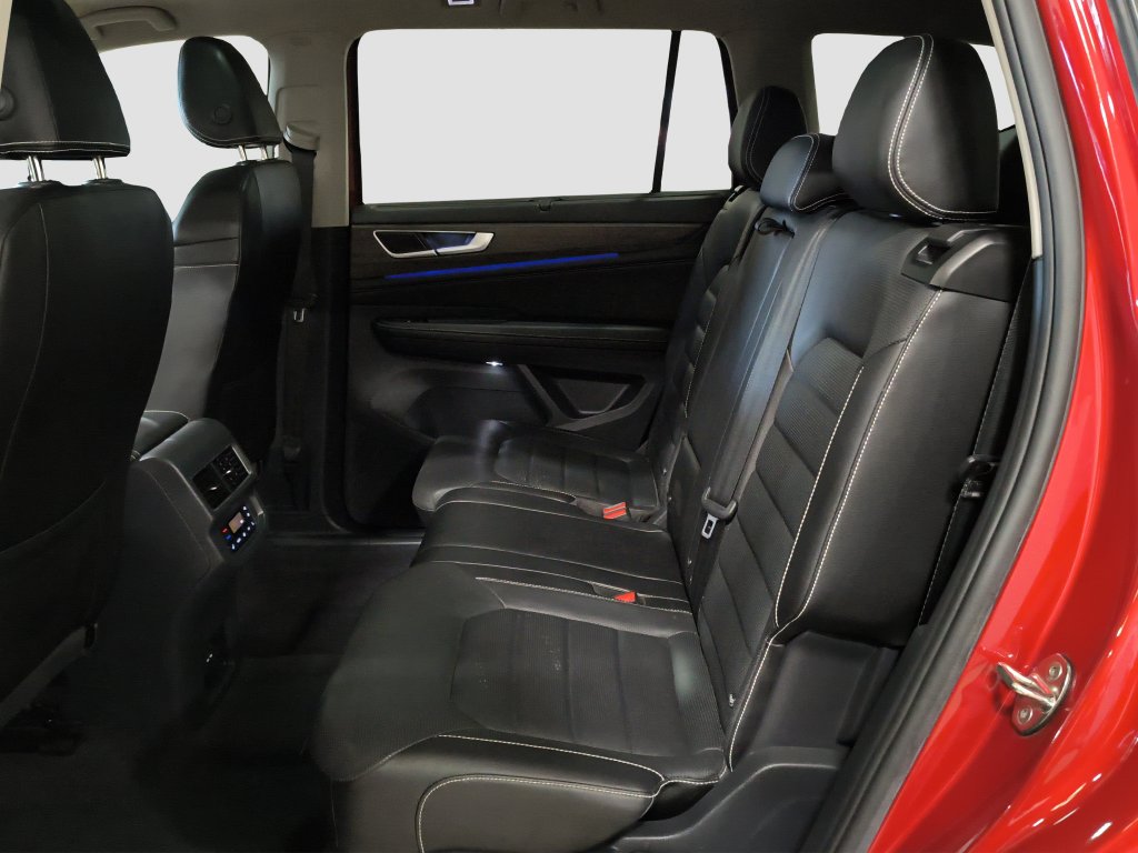 Photo 8 of this Volkswagen Atlas