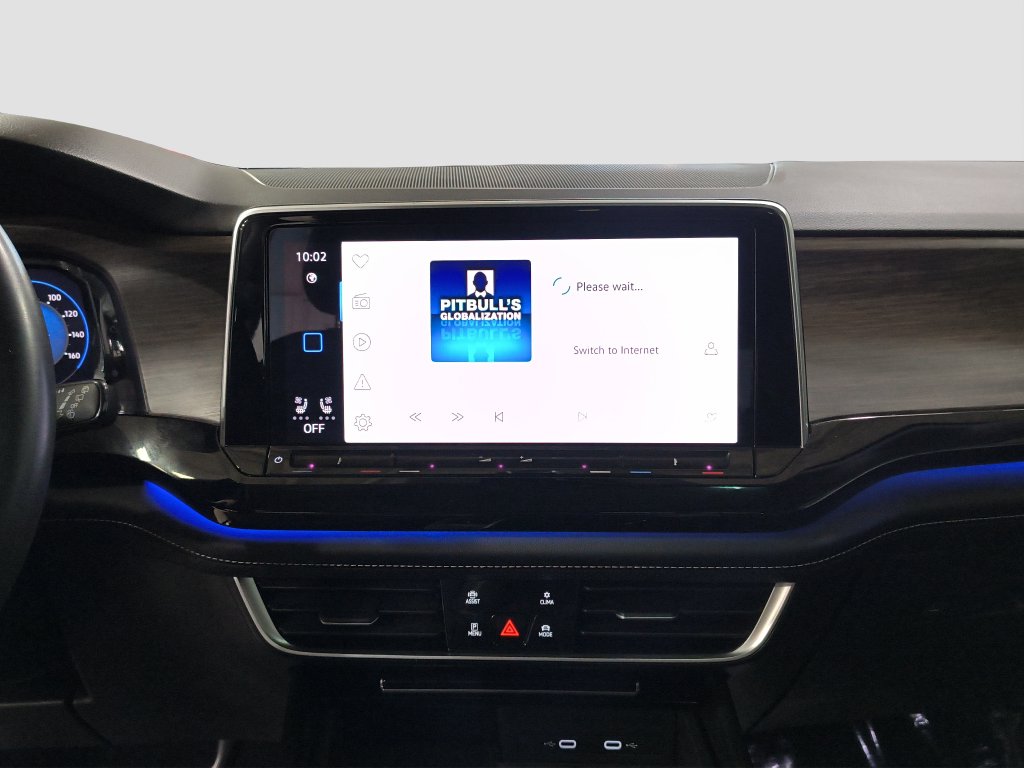 Photo 14 of this Volkswagen Atlas