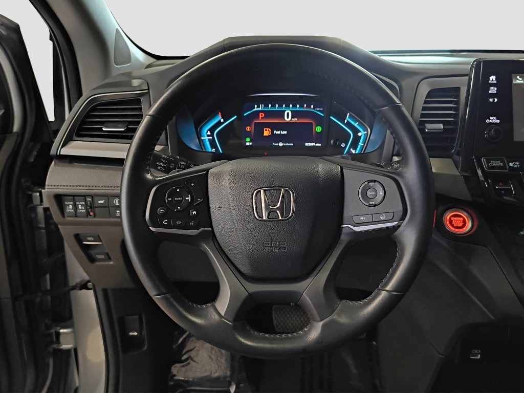 Photo 13 of this Honda Odyssey