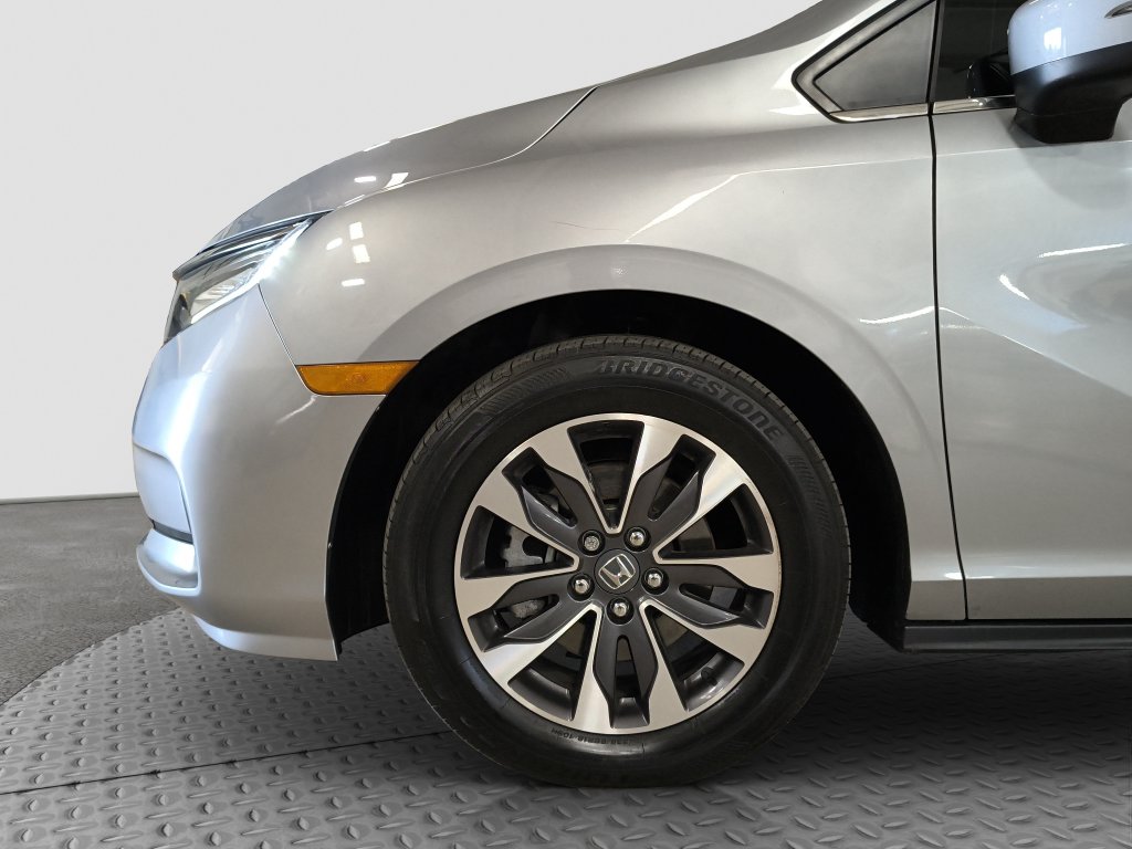 Photo 20 of this Honda Odyssey