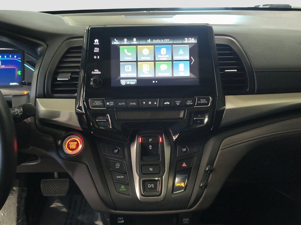 Photo 28 of this Honda Odyssey