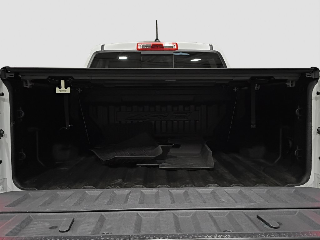 Photo 24 of this Chevrolet Colorado
