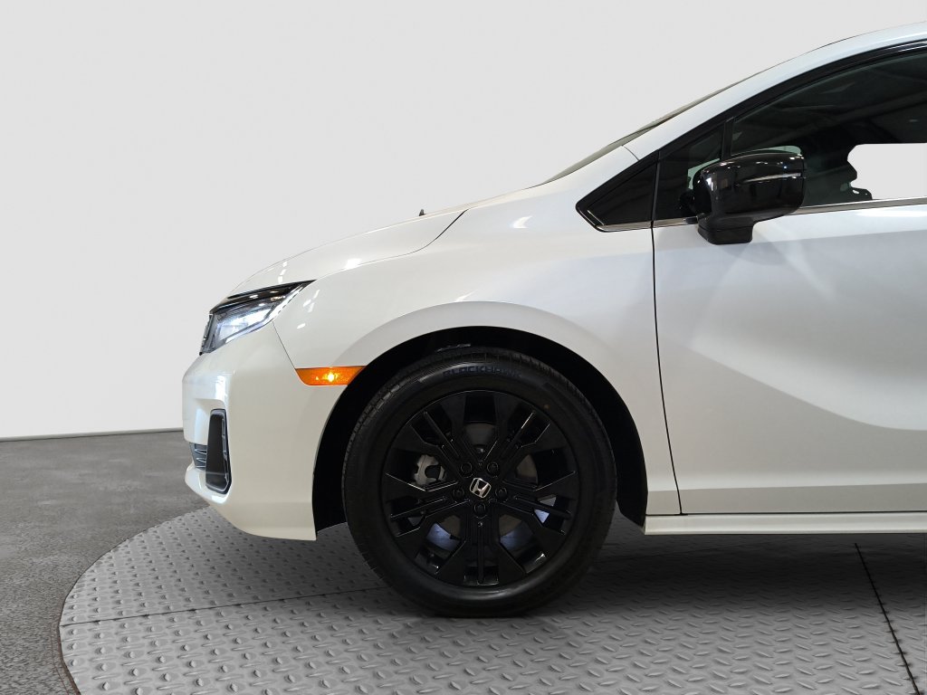 Photo 27 of this Honda Odyssey