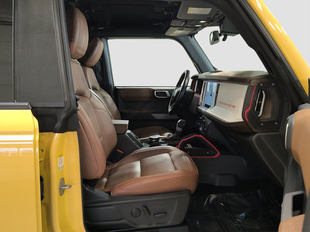 Photo 10 of this Ford Bronco