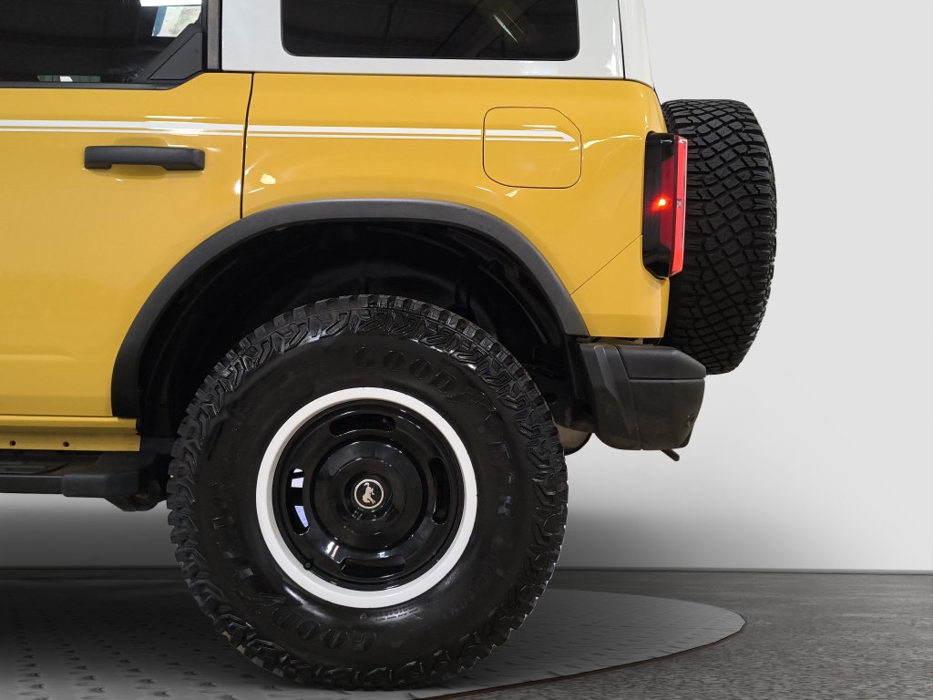 Photo 30 of this Ford Bronco