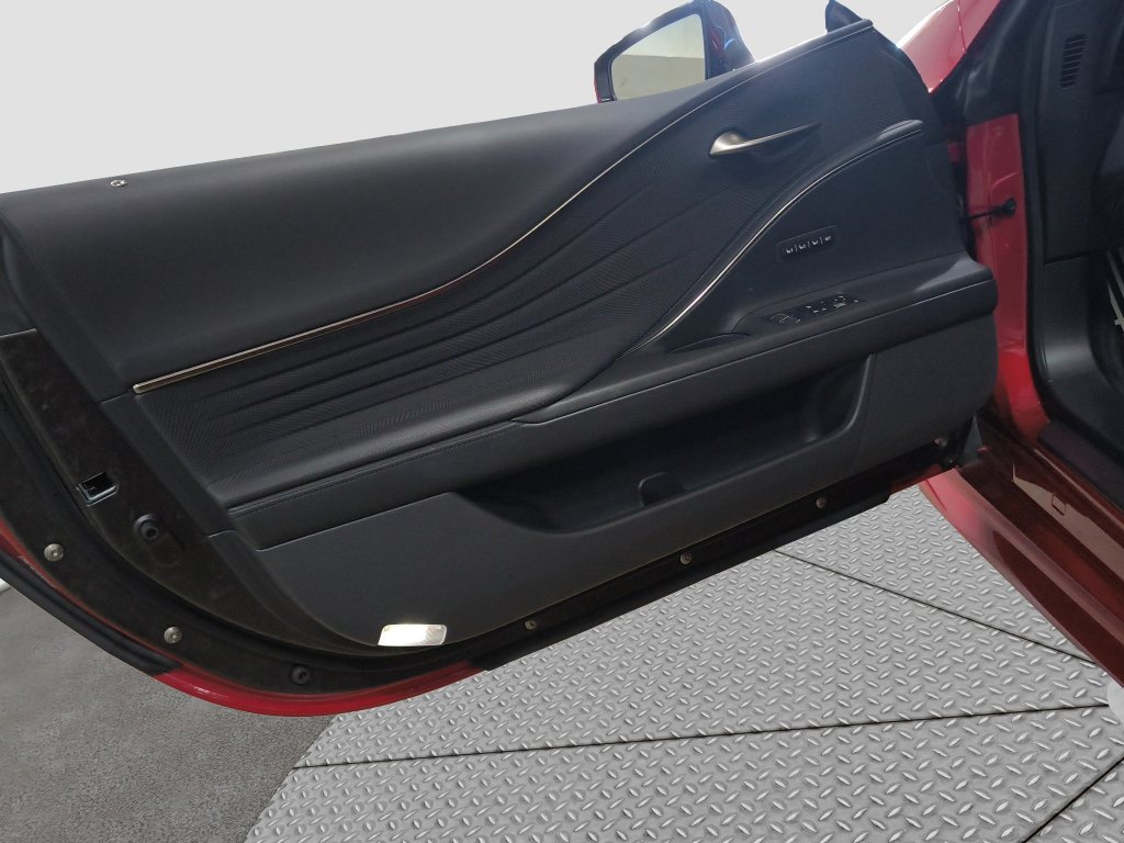 Photo 17 of this Lexus LC 500