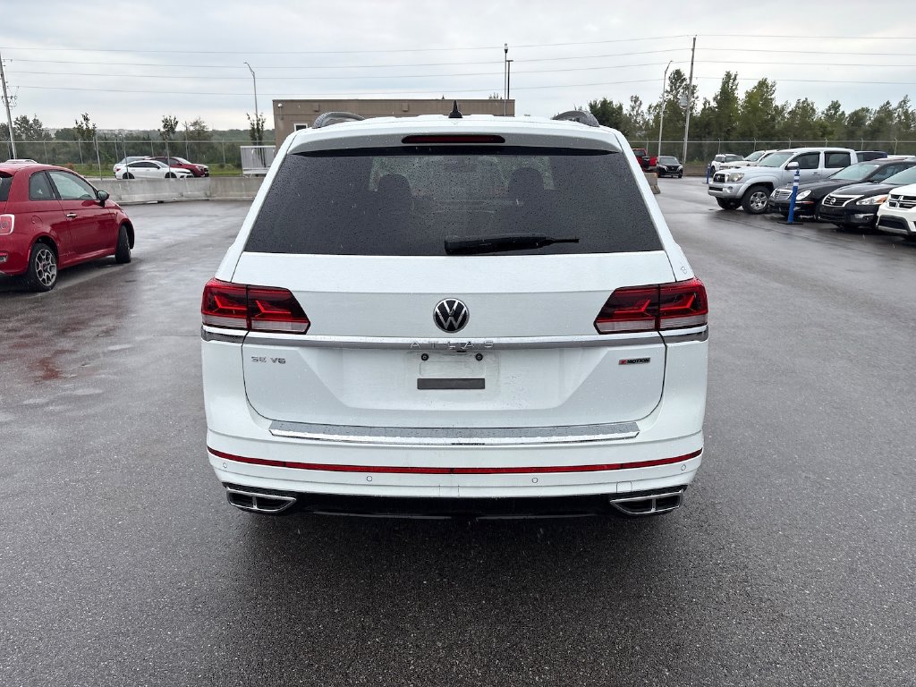 Photo 4 of this Volkswagen Atlas