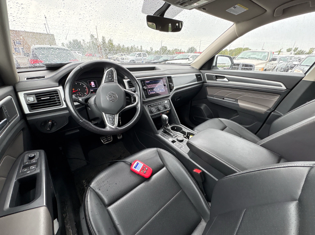 Photo 7 of this Volkswagen Atlas