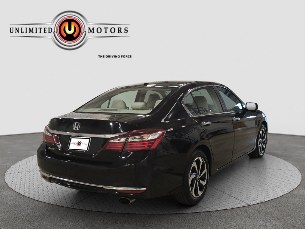 Photo 4 of this Honda Accord Sedan