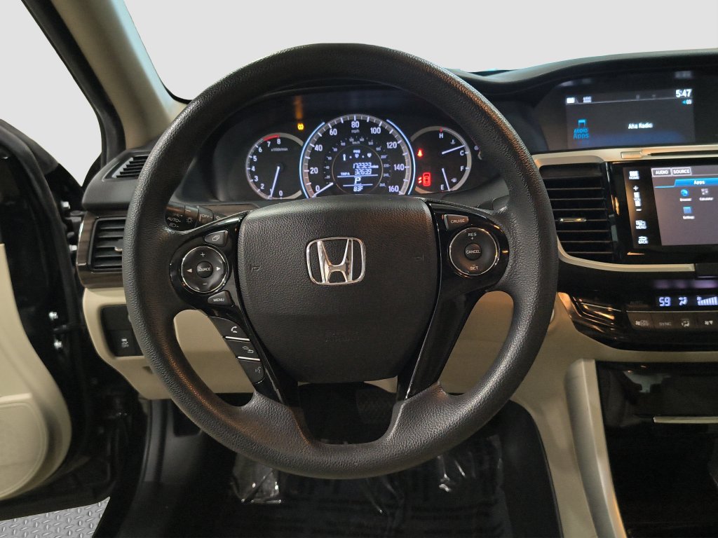 Photo 13 of this Honda Accord Sedan