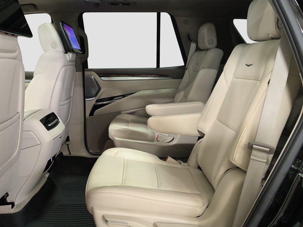 Photo 9 of this Cadillac Escalade