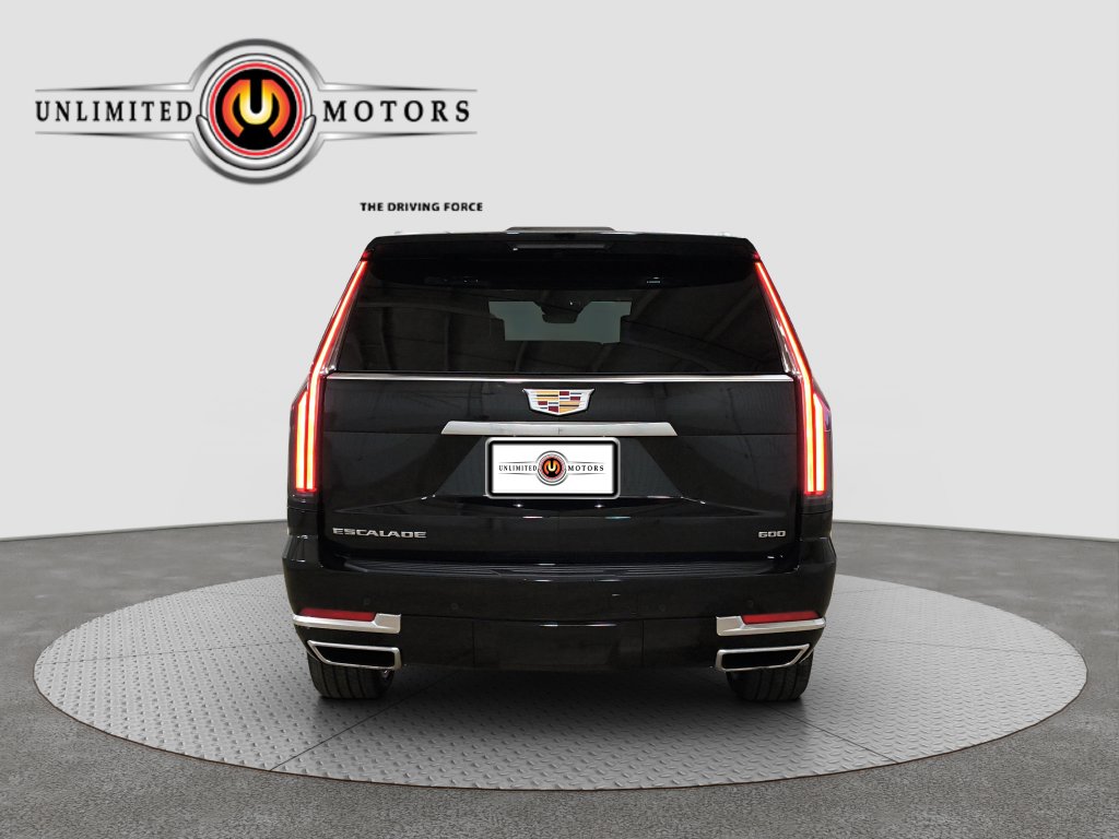 Photo 28 of this Cadillac Escalade