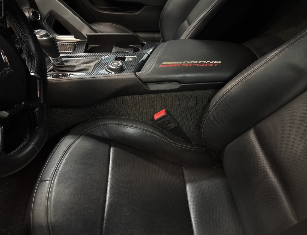 Photo 6 of this Chevrolet Corvette