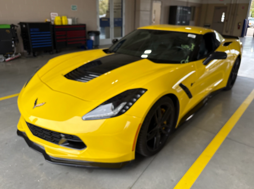 Photo 3 of this Chevrolet Corvette