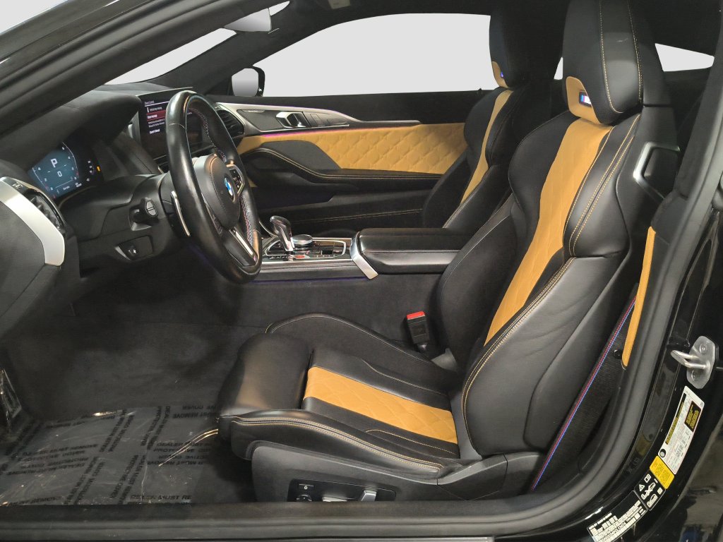 Photo 8 of this BMW M8