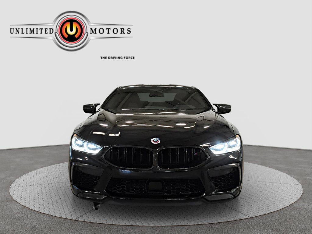 Photo 16 of this BMW M8