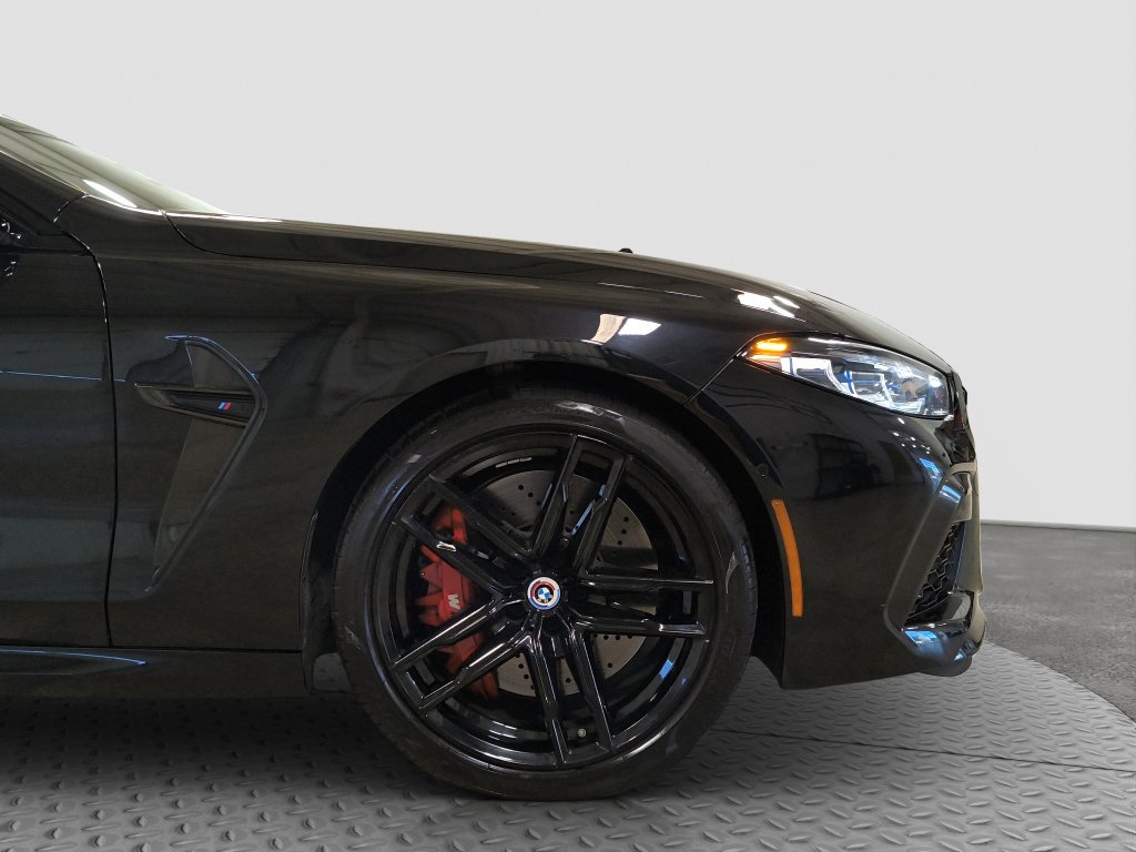 Photo 24 of this BMW M8