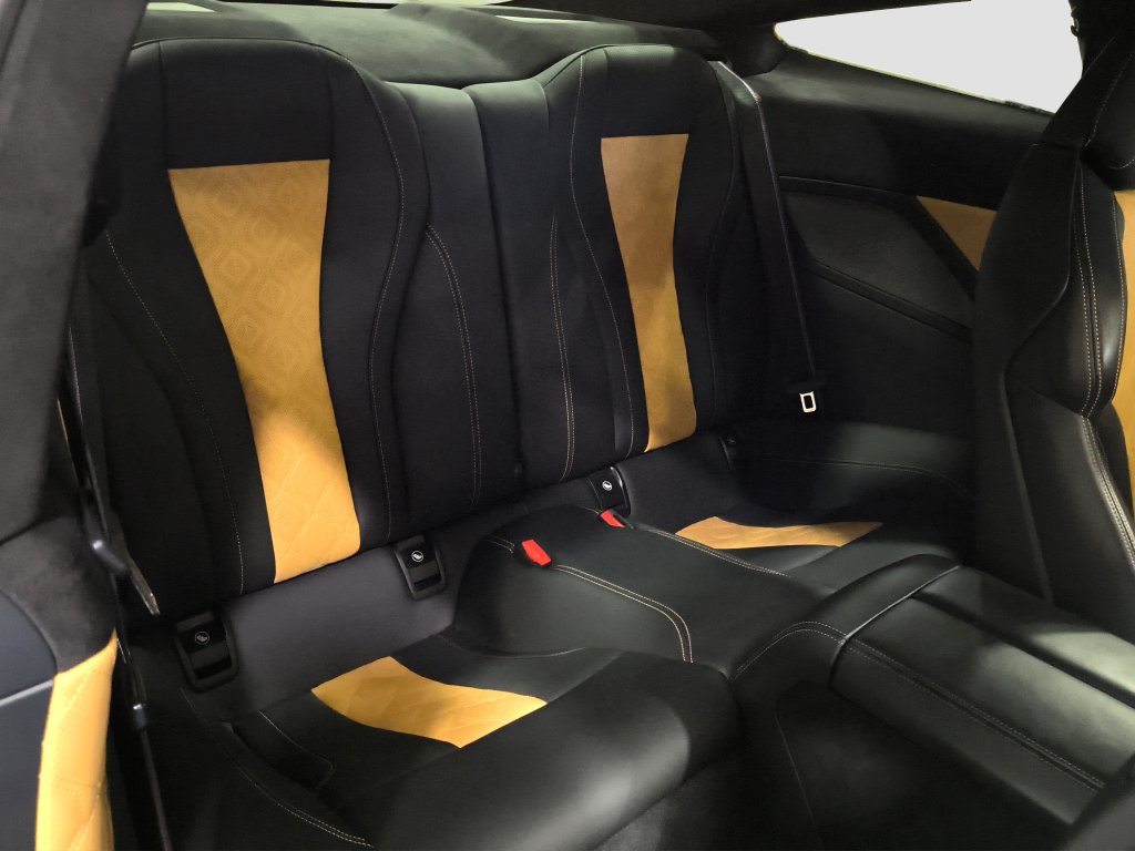 Photo 27 of this BMW M8
