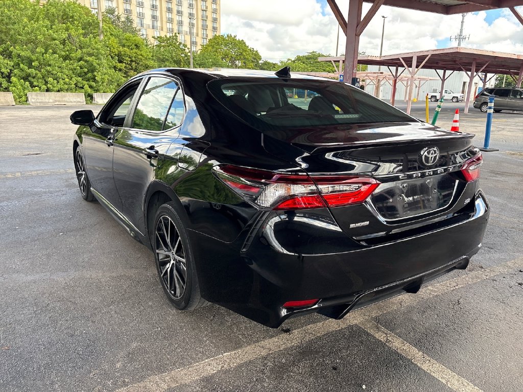 Photo 4 of this Toyota Camry