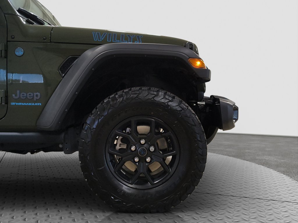 Photo 17 of this Jeep Wrangler 4xe