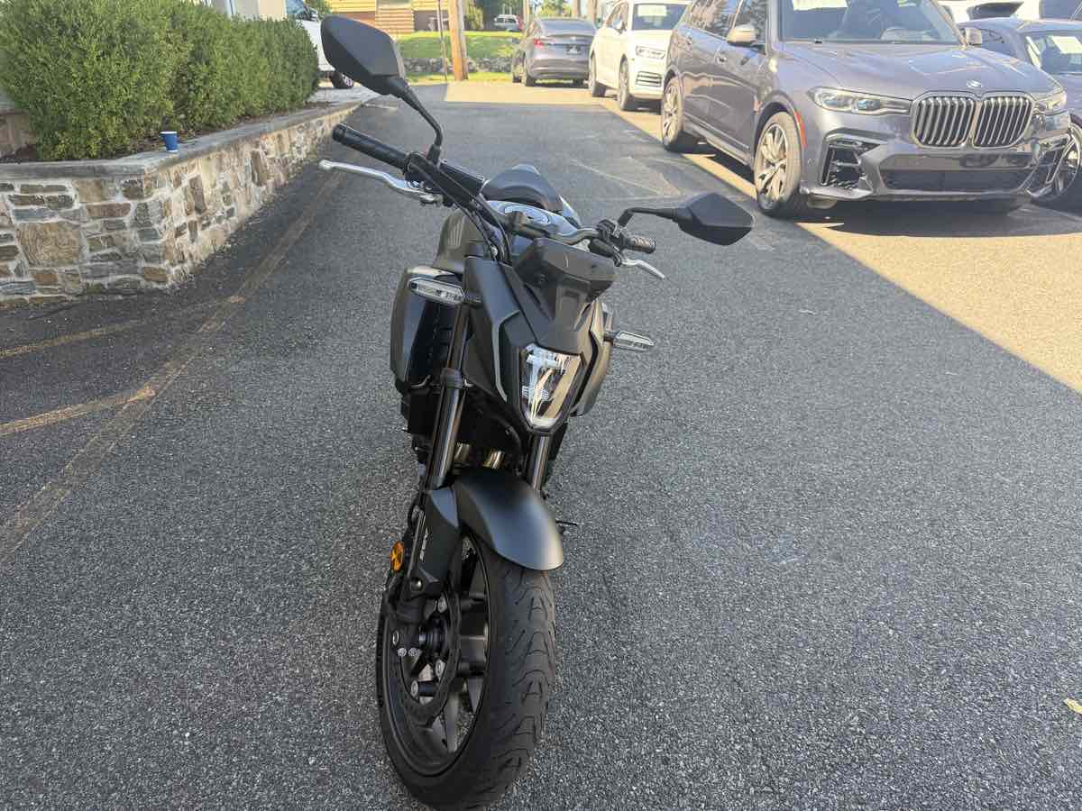 Photo 3 of this Honda CB500F