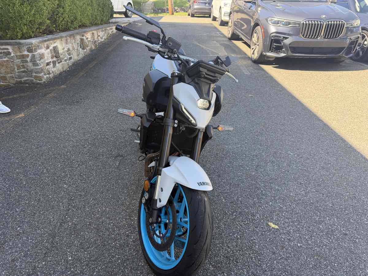 Photo 2 of this Yamaha MT