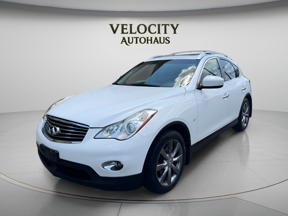 Photo 3 of this INFINITI QX50