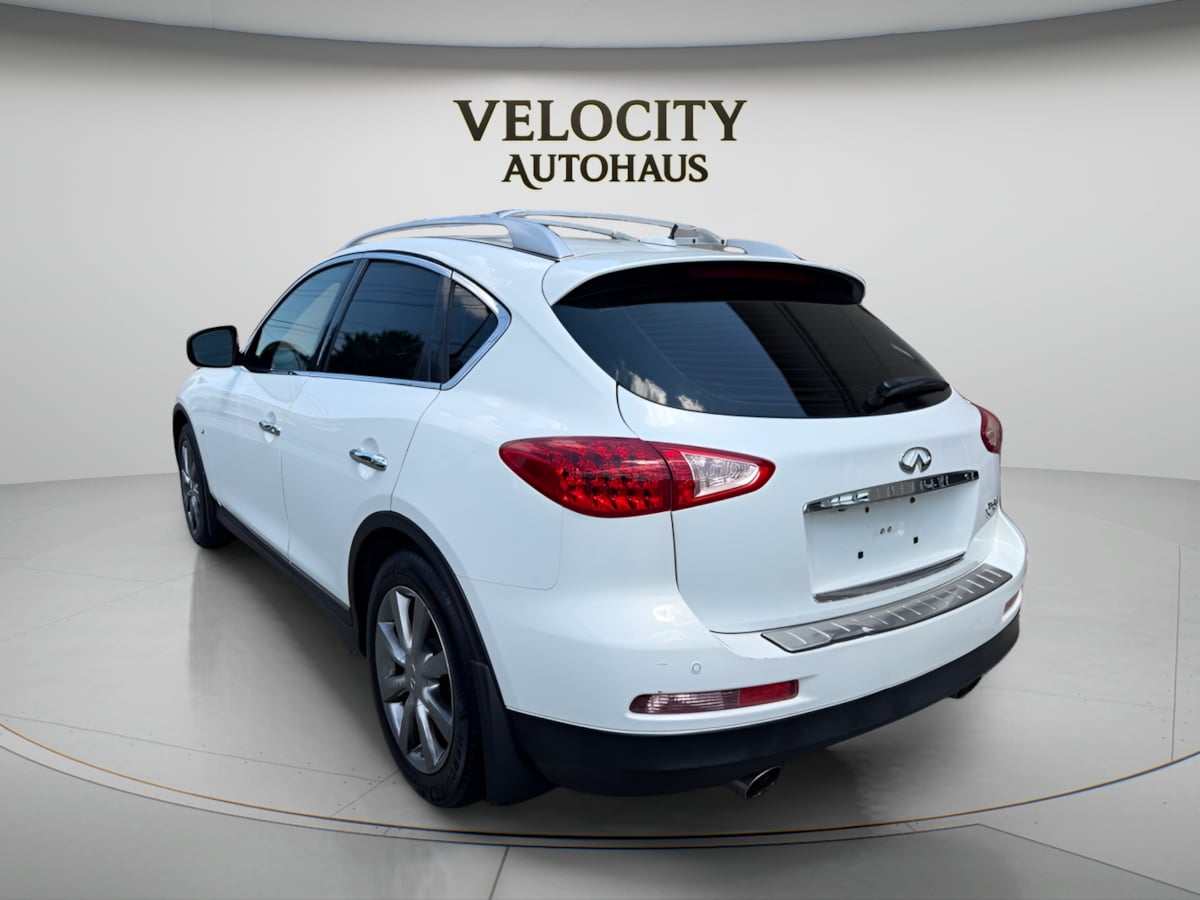 Photo 5 of this INFINITI QX50