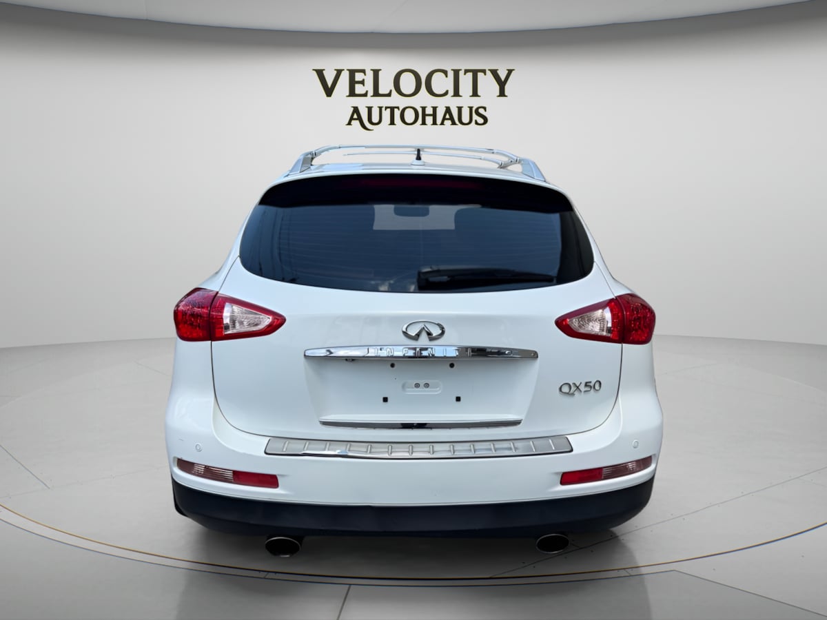 Photo 6 of this INFINITI QX50