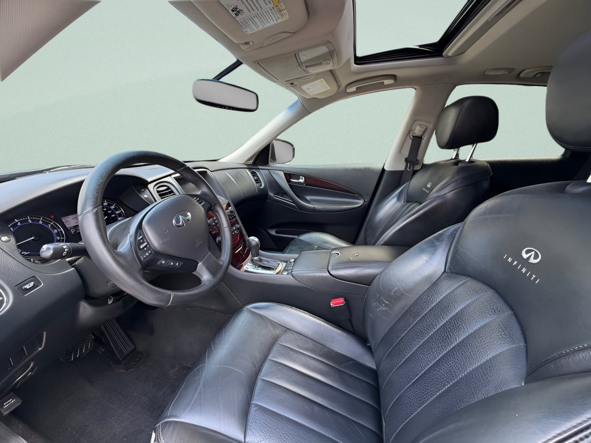 Photo 9 of this INFINITI QX50