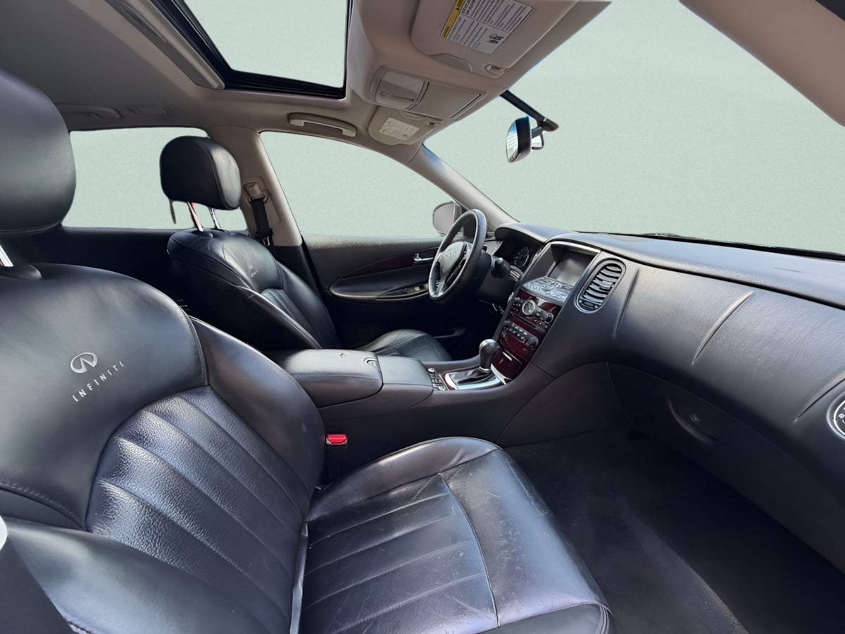 Photo 11 of this INFINITI QX50