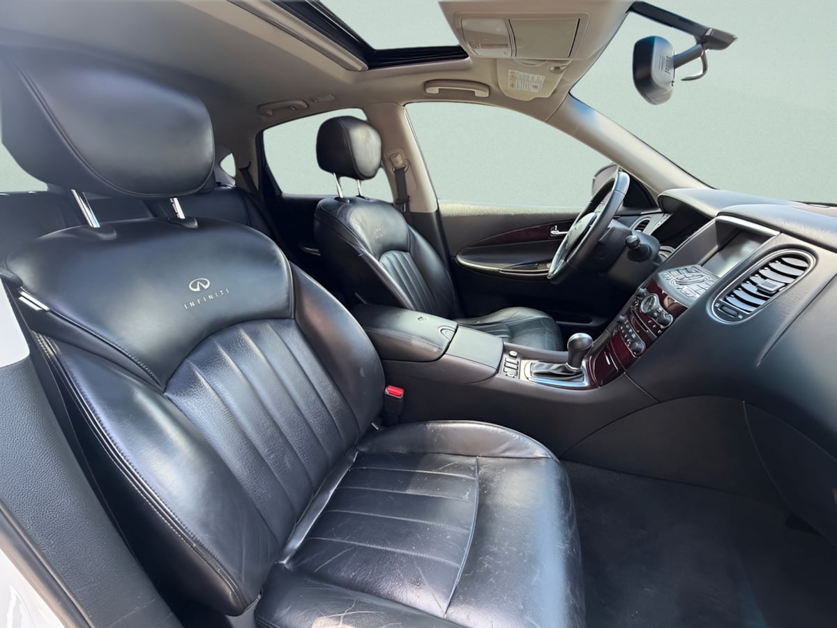Photo 13 of this INFINITI QX50