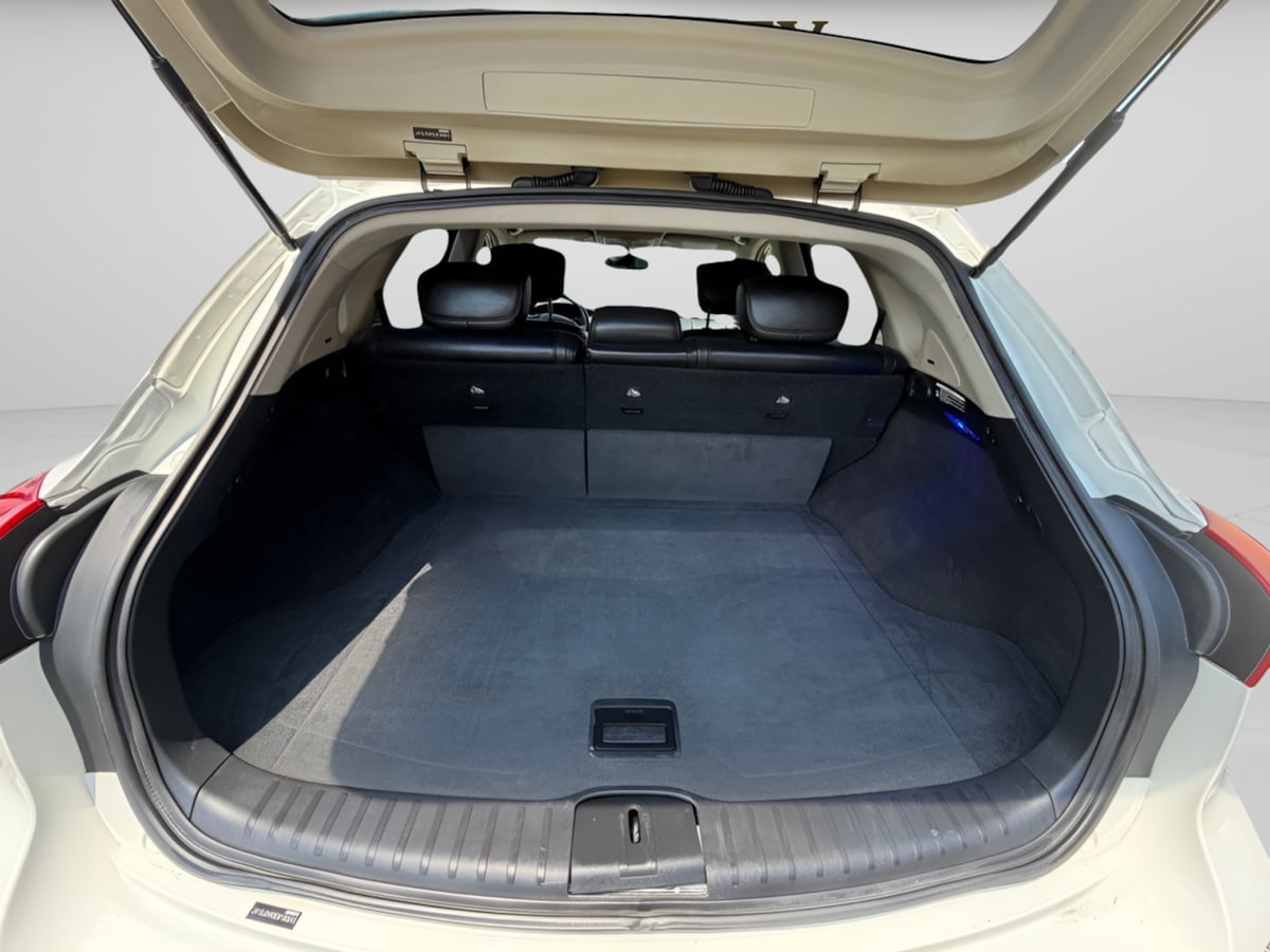 Photo 19 of this INFINITI QX50