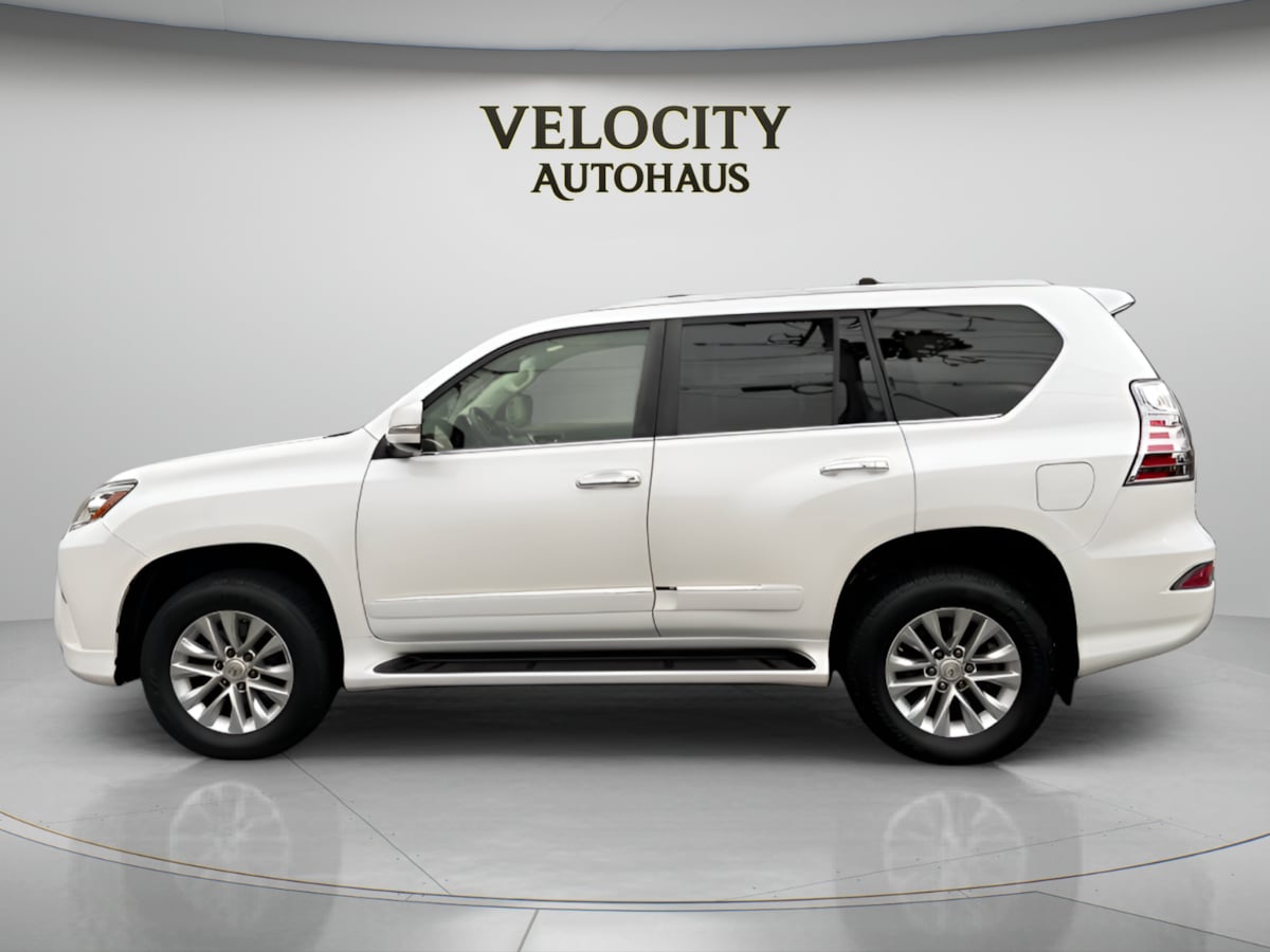 Photo 3 of this Lexus GX 460