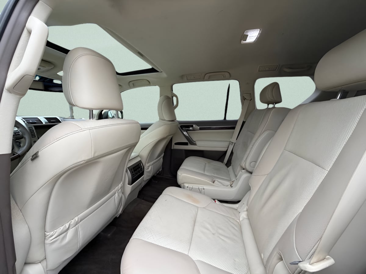 Photo 20 of this Lexus GX 460