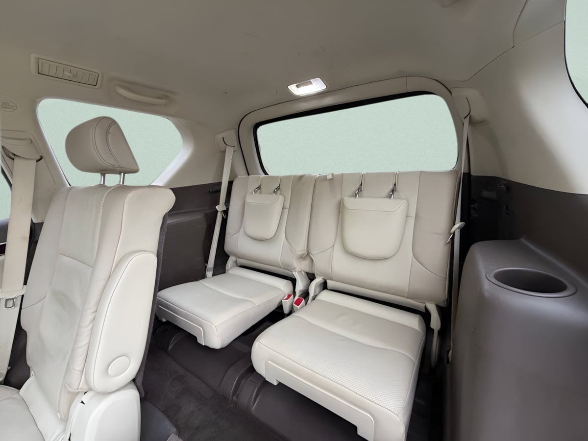 Photo 23 of this Lexus GX 460