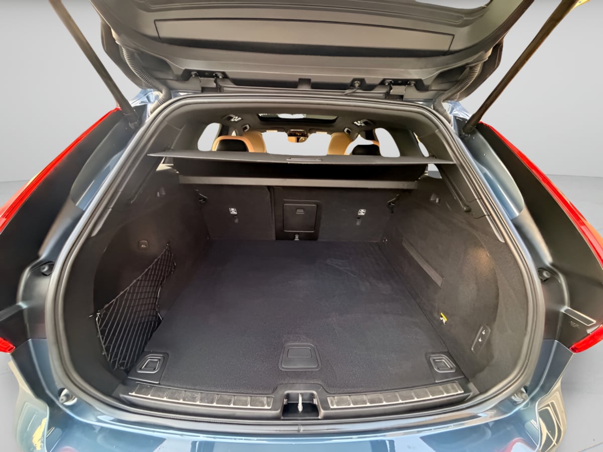 Photo 24 of this Volvo XC60