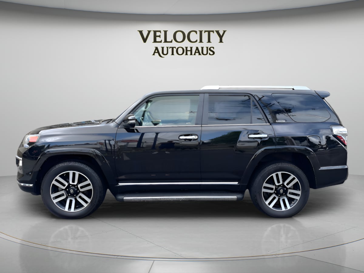Photo 4 of this Toyota 4Runner