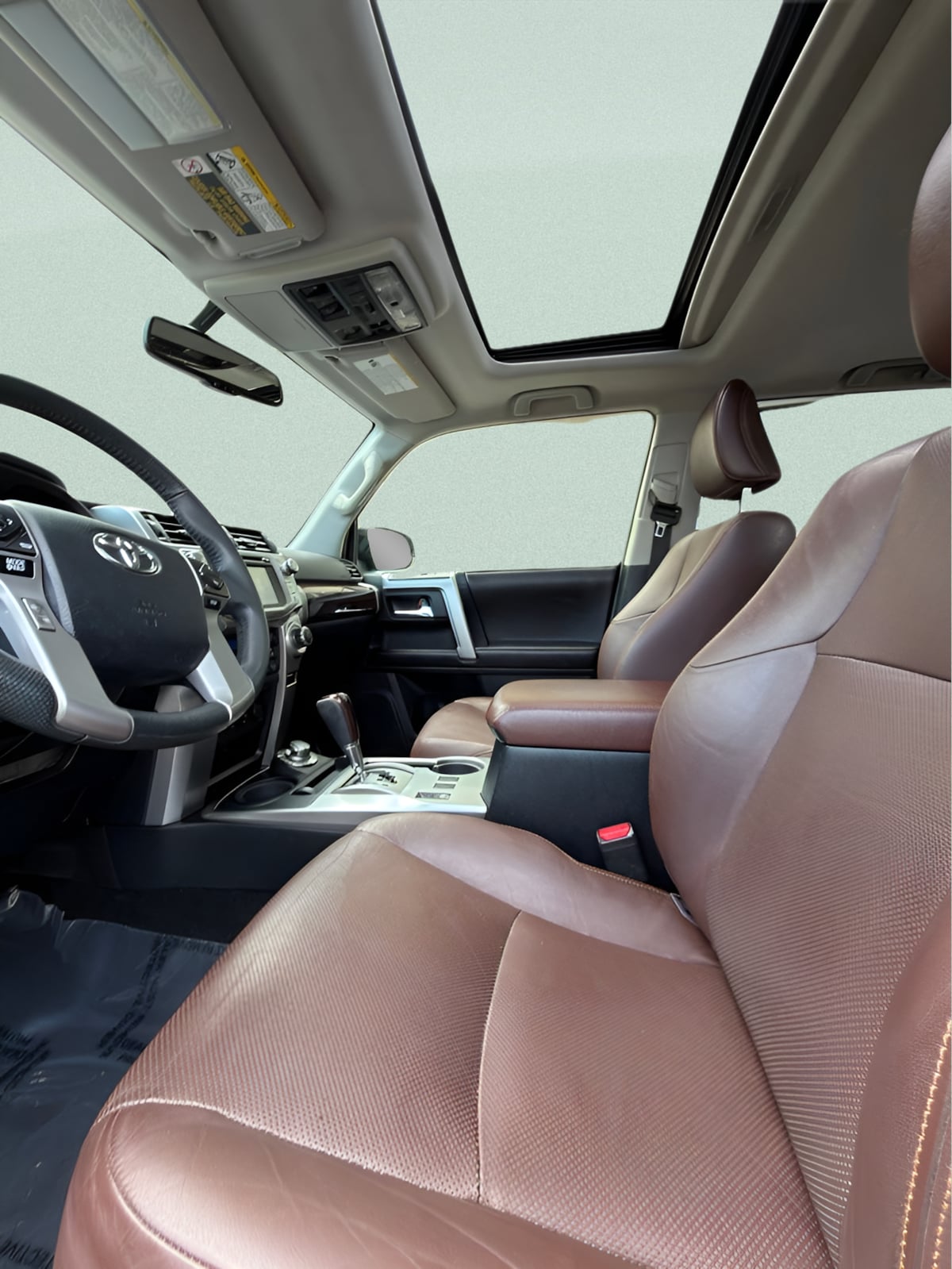 Photo 10 of this Toyota 4Runner