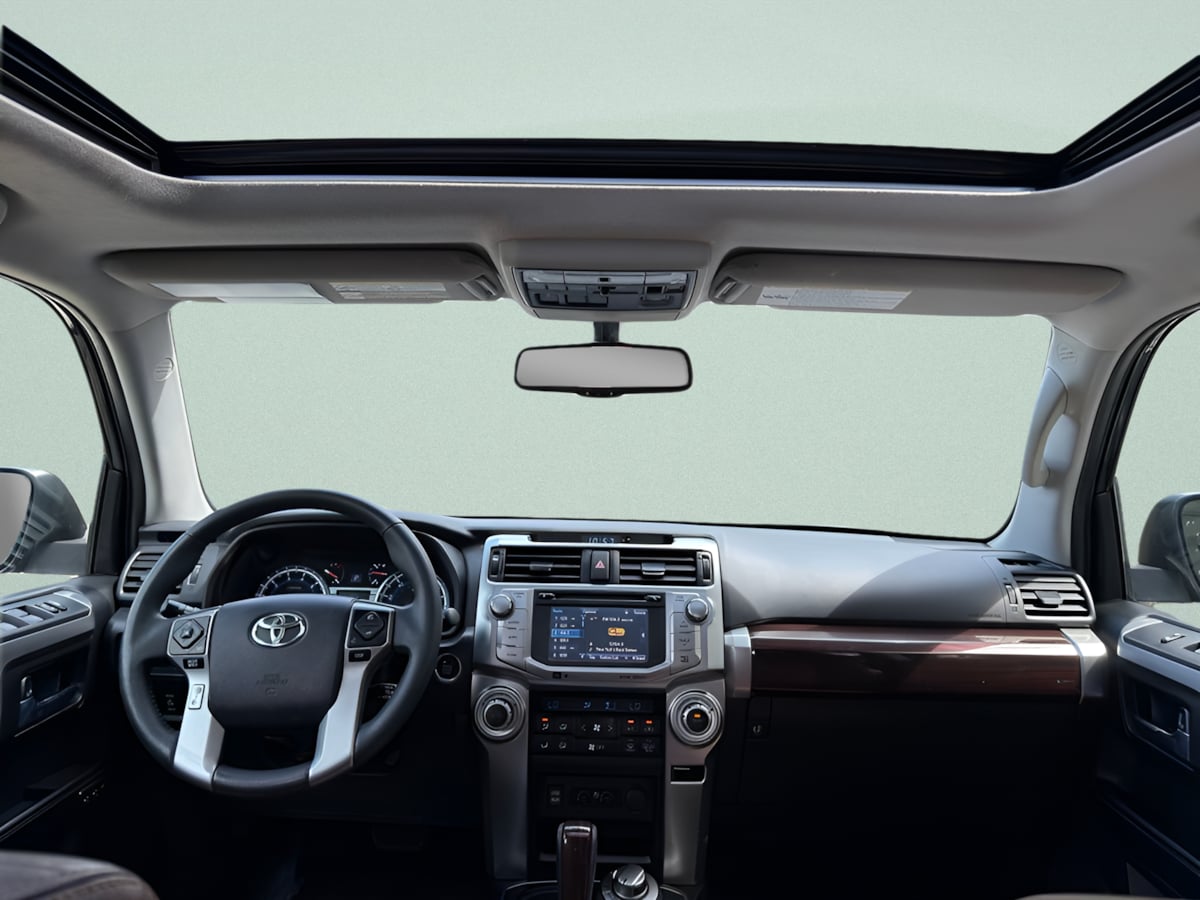 Photo 21 of this Toyota 4Runner
