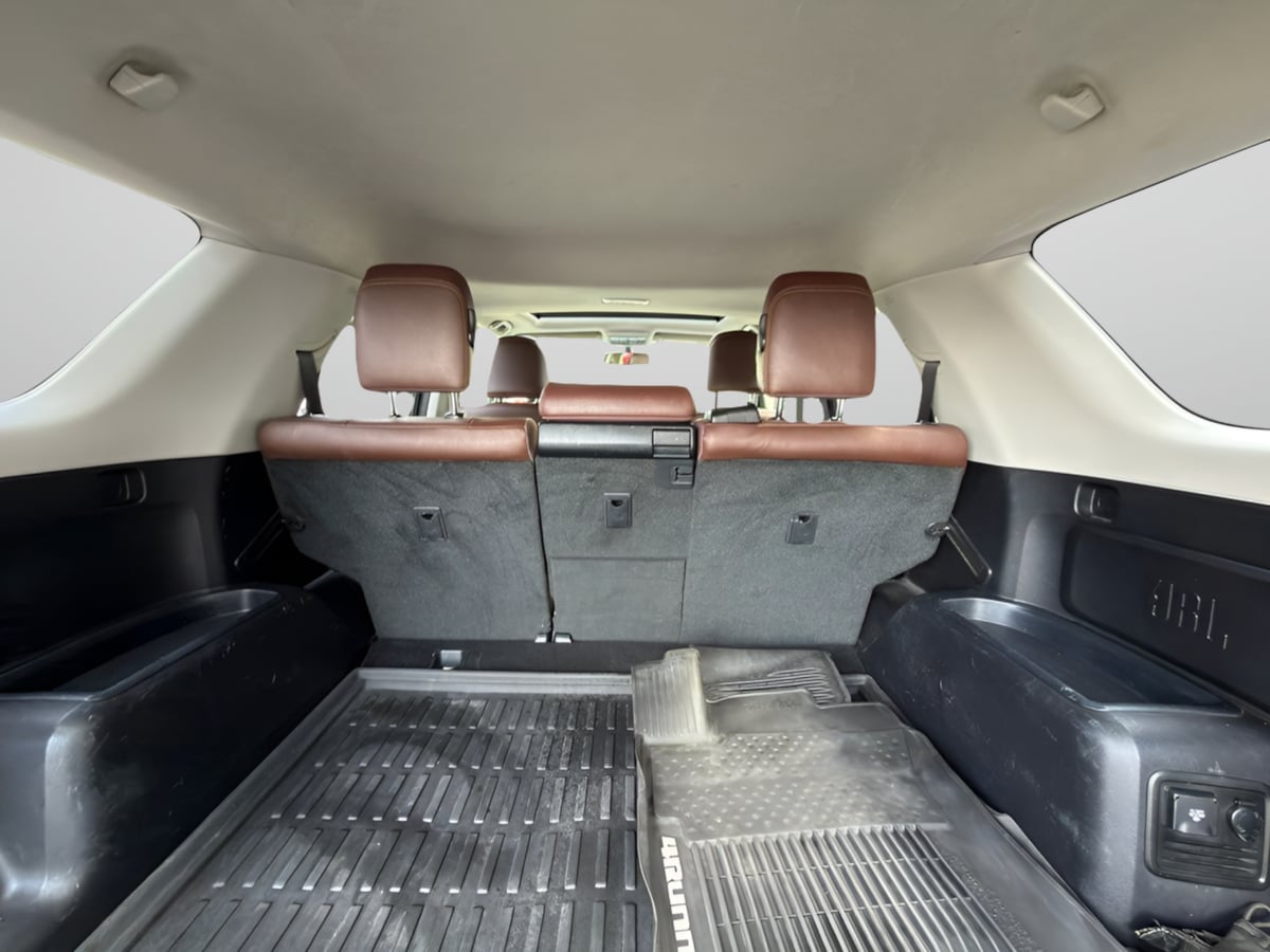 Photo 24 of this Toyota 4Runner