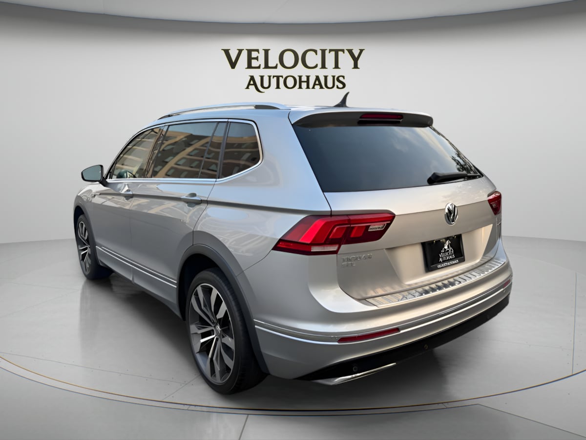 Photo 5 of this Volkswagen Tiguan