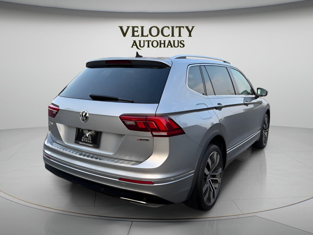 Photo 7 of this Volkswagen Tiguan
